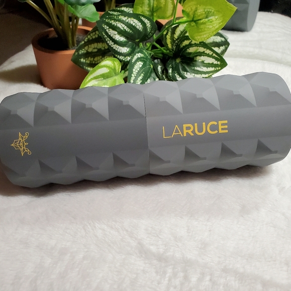 Laruce Beauty Christine Set - Picture 4 of 4